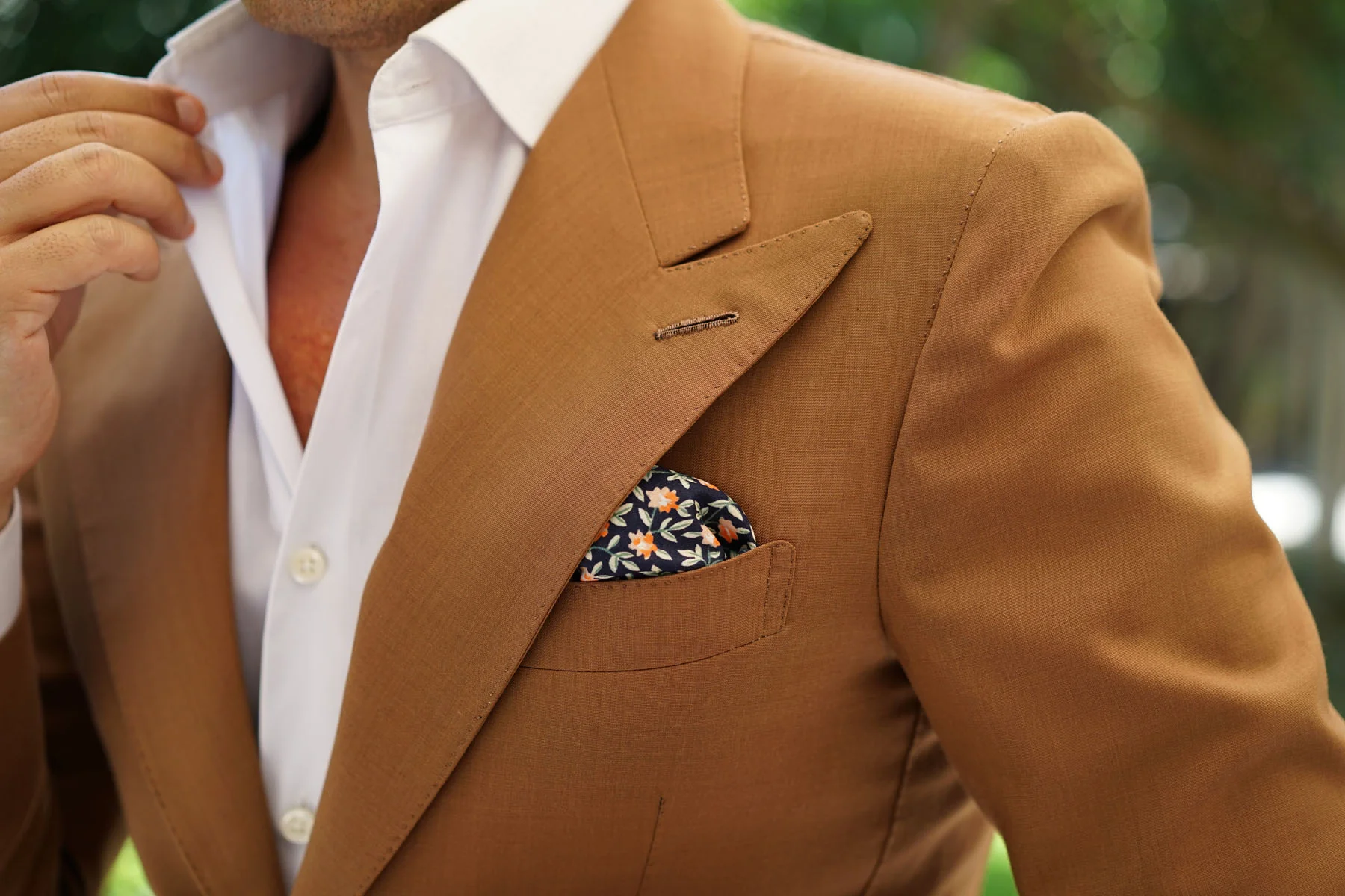 Santo Domingo Floral Pocket Square - Image 5