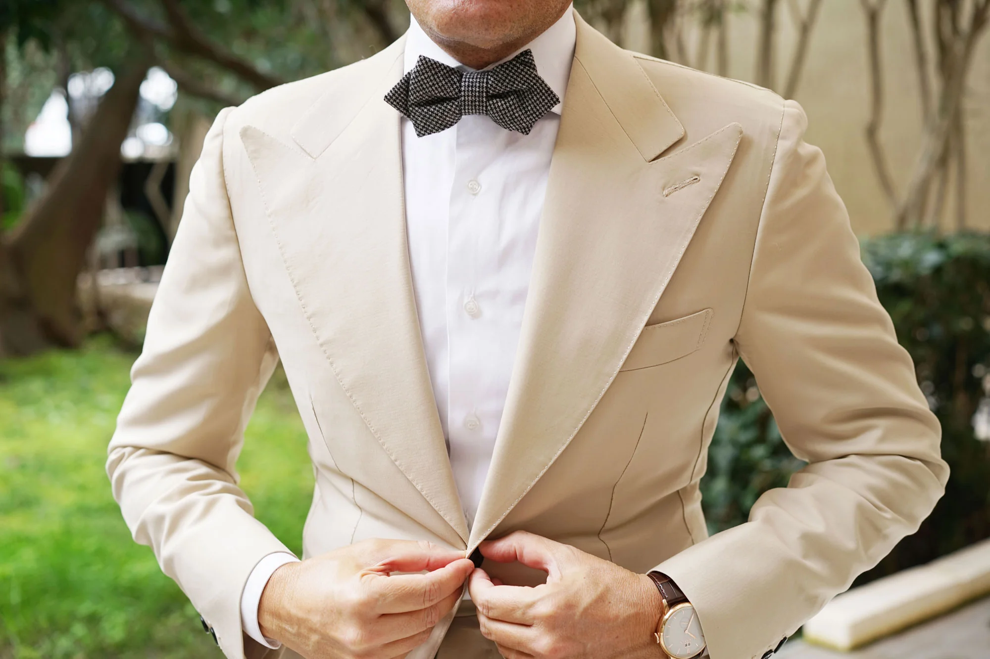 Sheepish Black Houndstooth Wool Diamond Bow Tie - Image 3