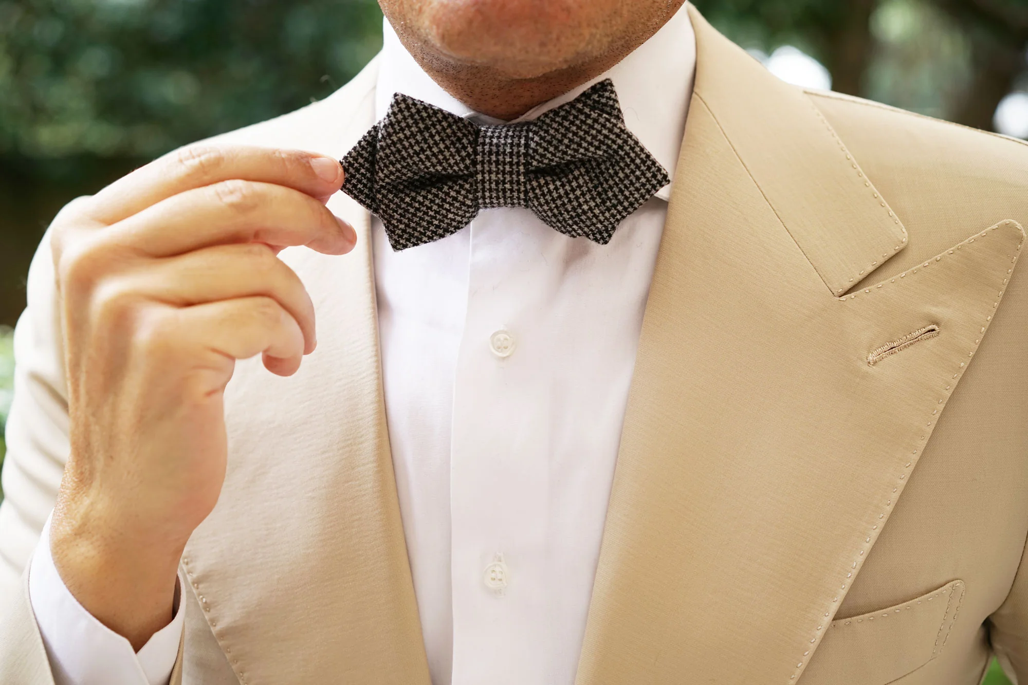 Sheepish Black Houndstooth Wool Diamond Bow Tie - Image 9