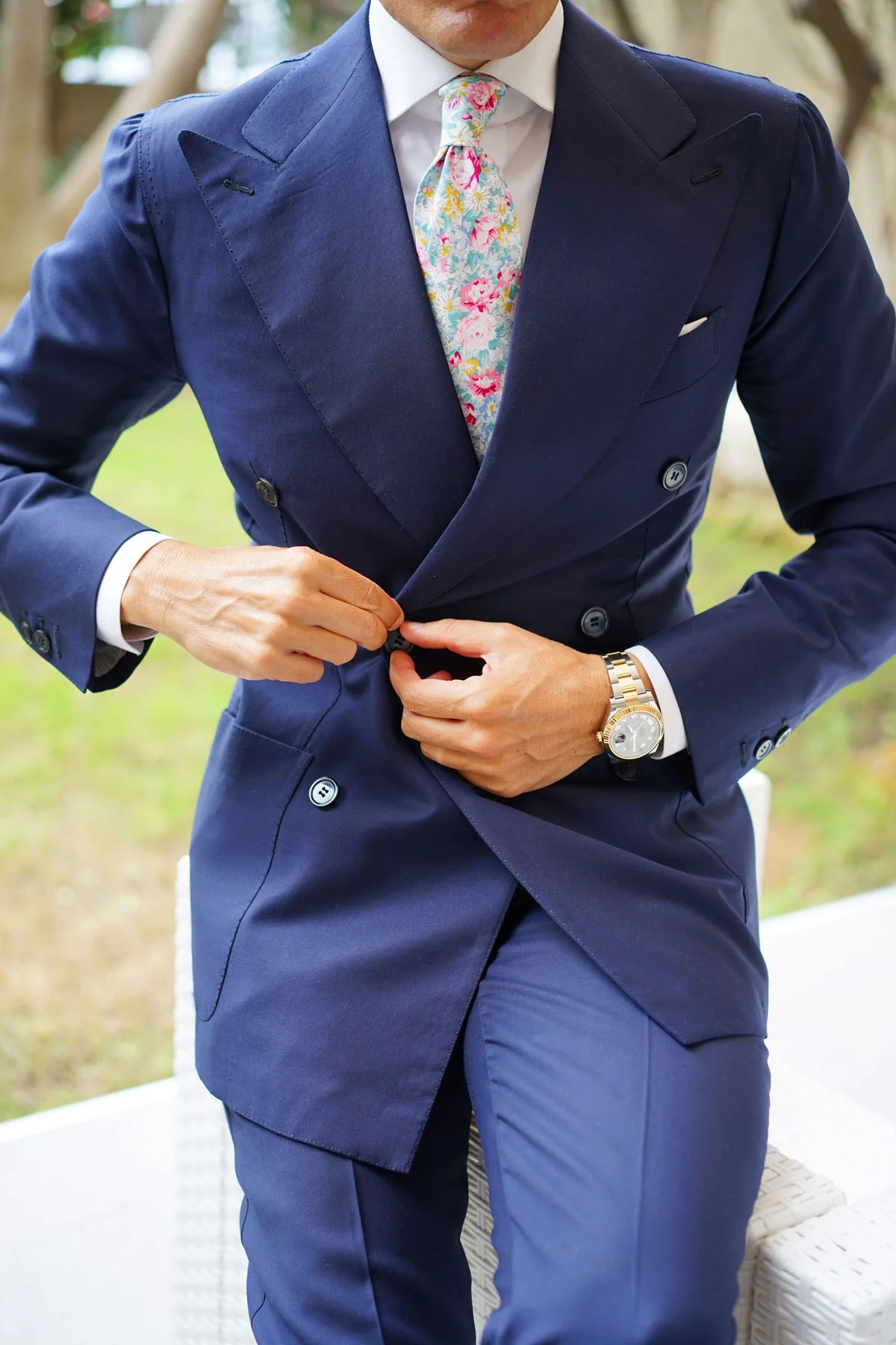 Shinjuku Floral Necktie - Image 10