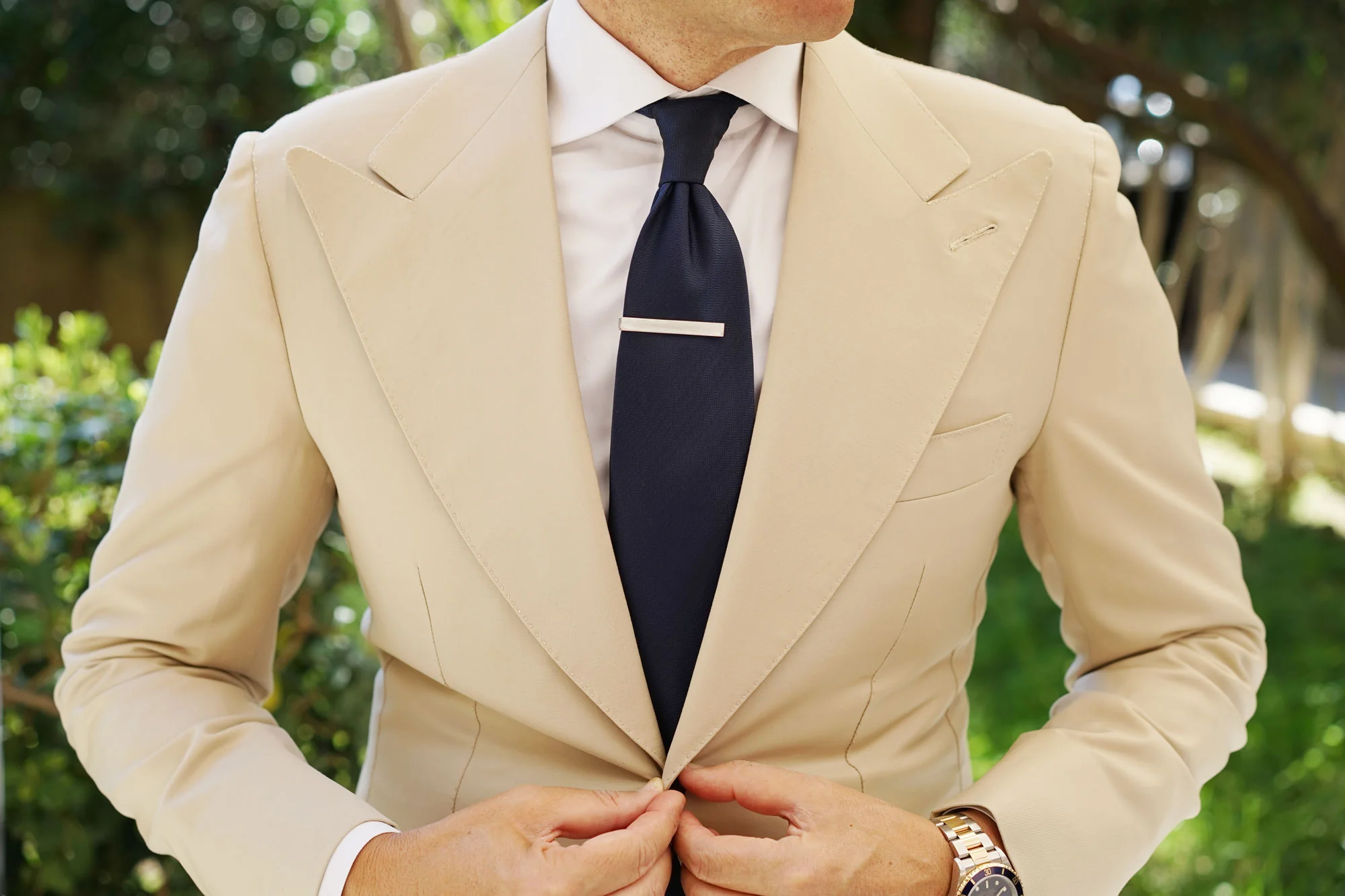 Silver Horizontal Lines Tie Bar - Image 3