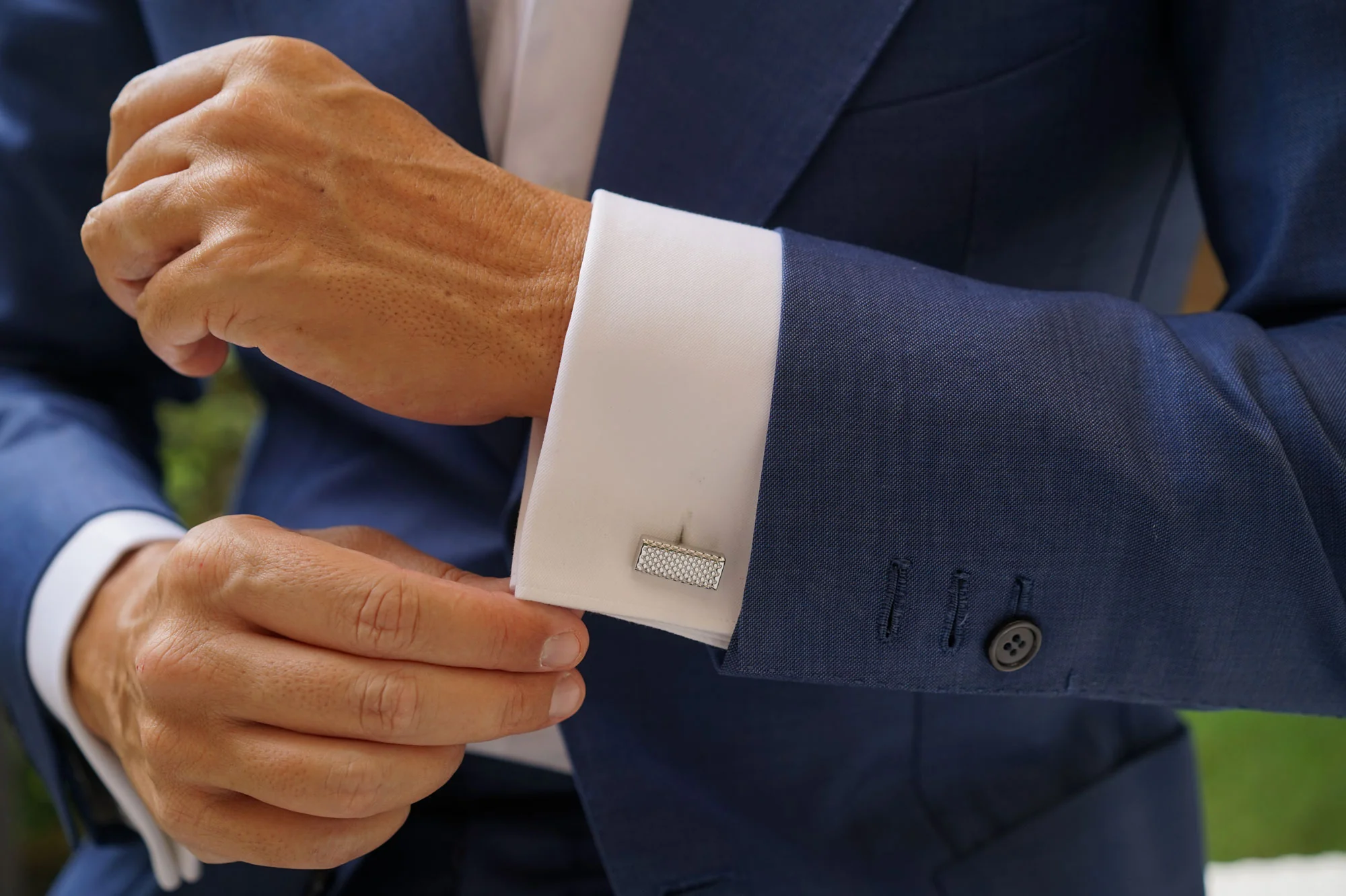 Silver Rectangle Diamond Grid Cufflinks - Image 10