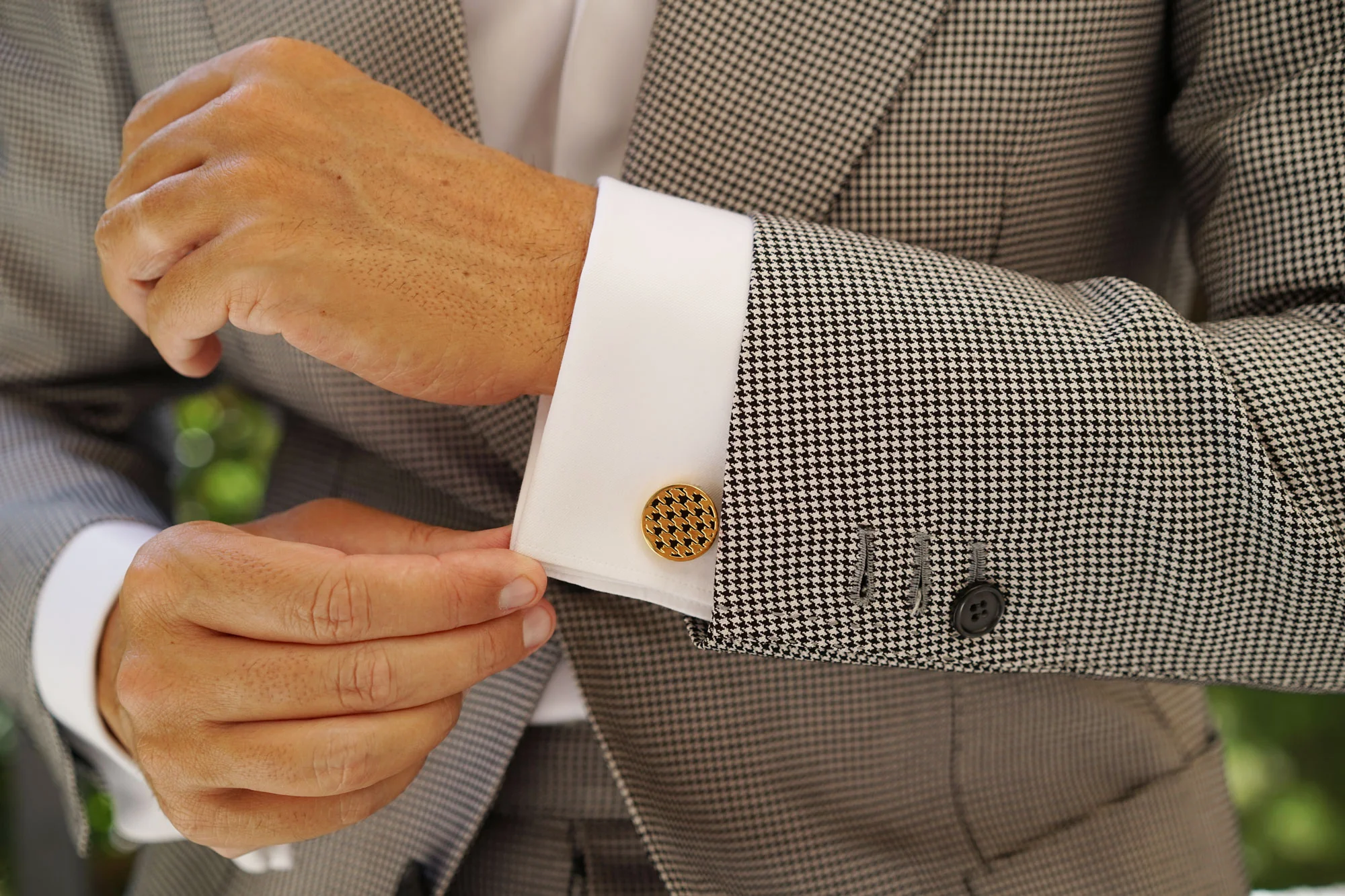 Sir Stewart Black and Gold Cufflinks - Image 6