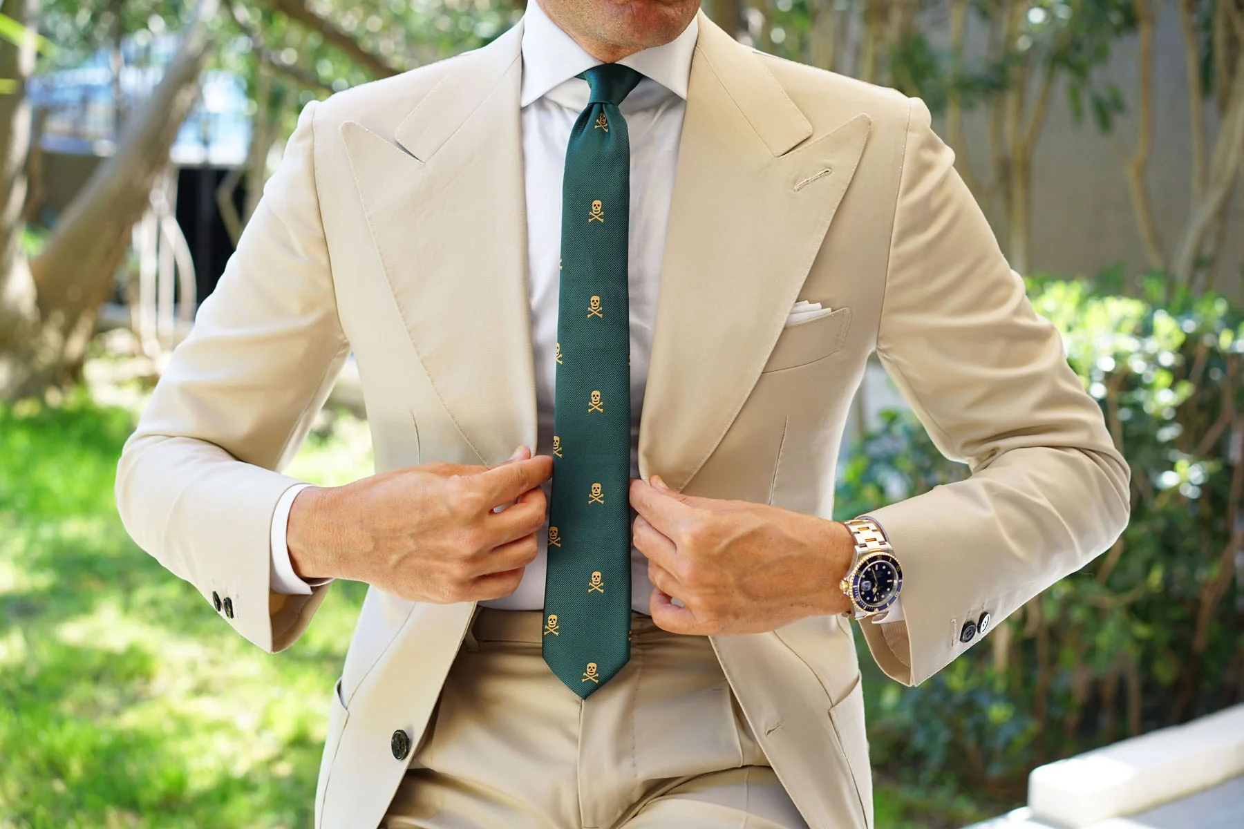 Skull & Crossbones Green Skinny Tie - Image 4
