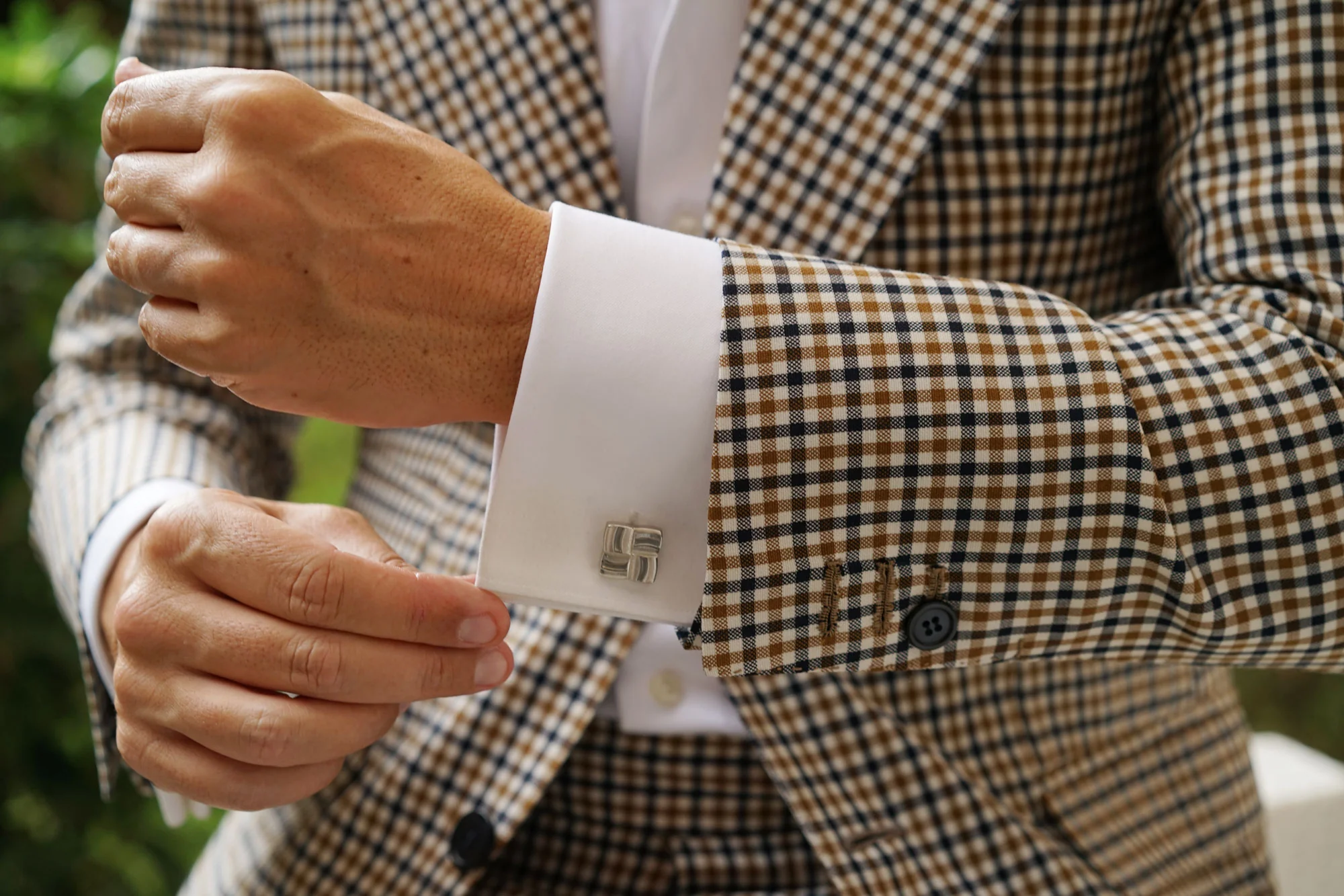 Solomon Vandy Silver Cufflinks - Image 10