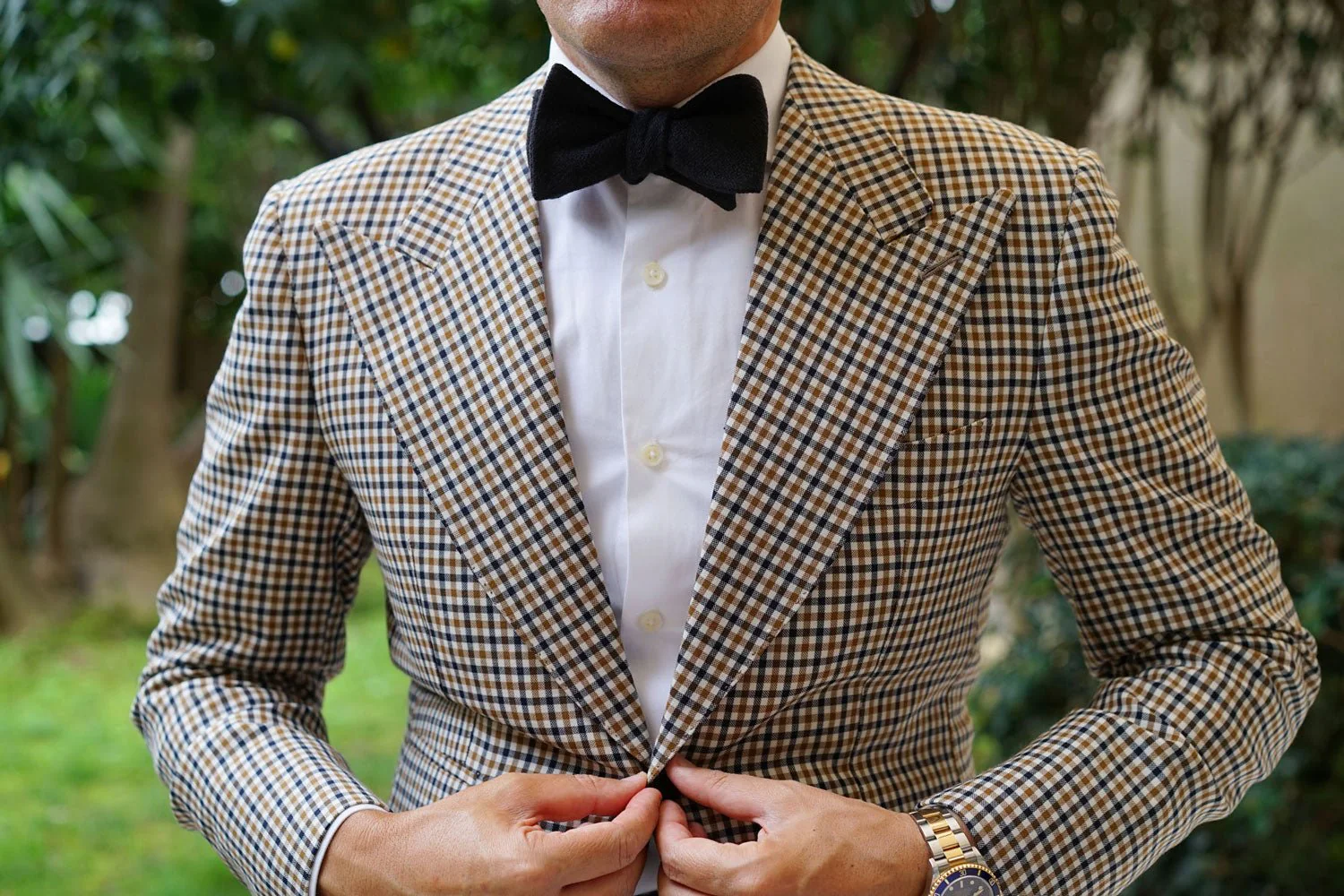 St Lucia Black Linen Self Bow Tie - Image 4