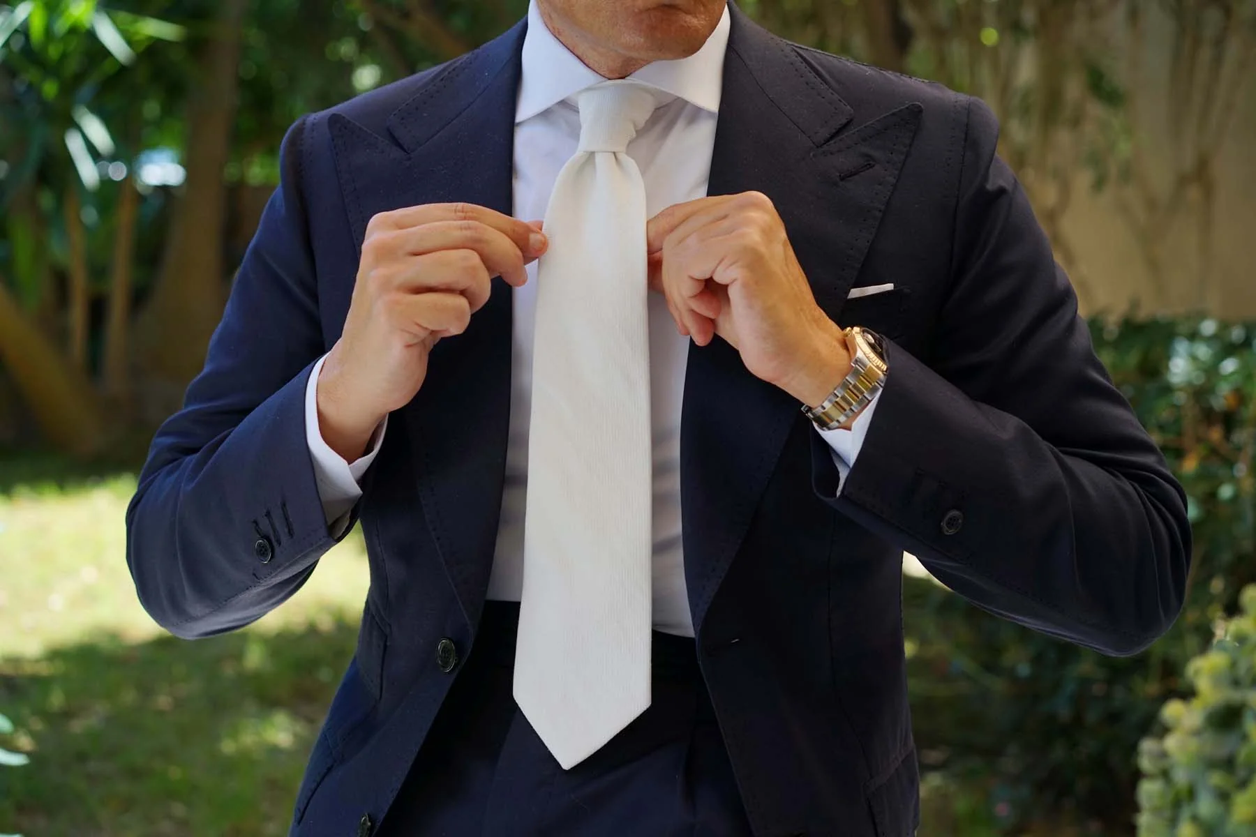 Stark White Twill Linen Necktie - Image 8