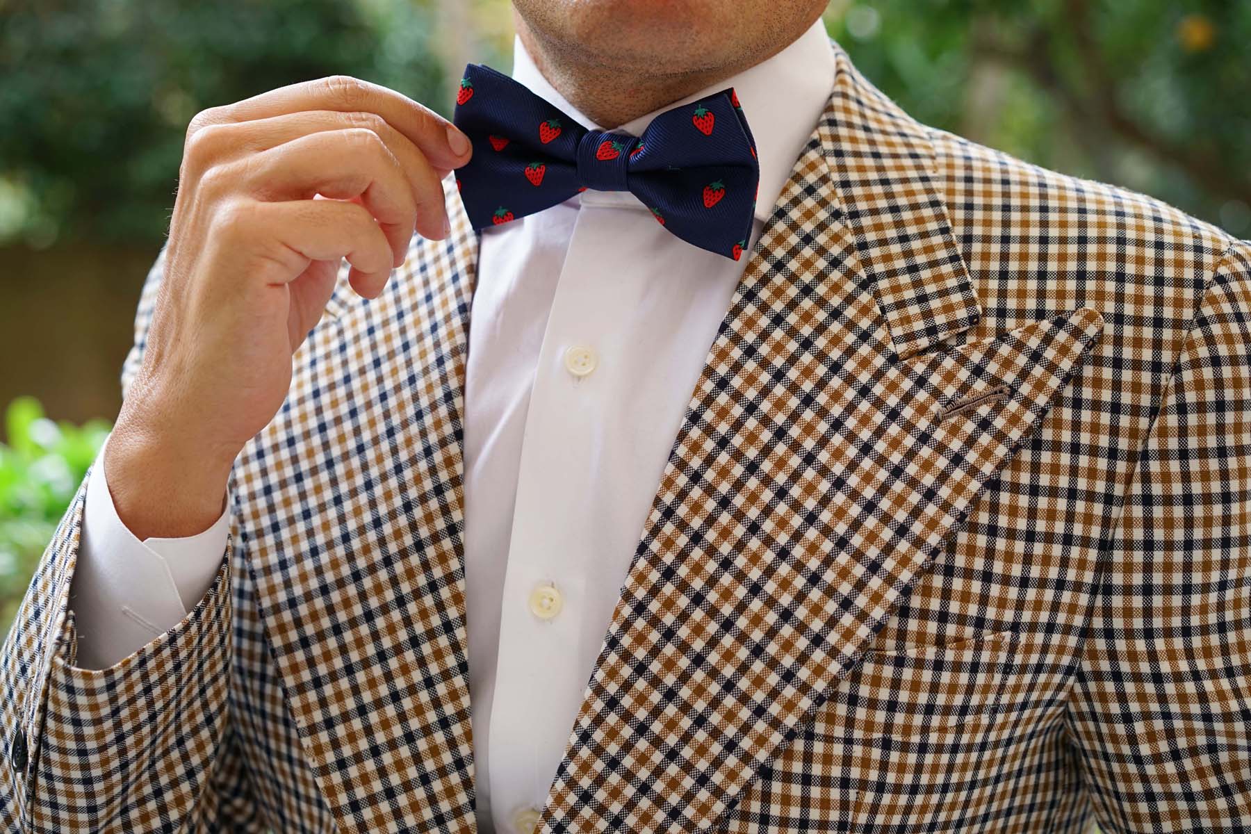 Strawberry Bow Tie - Image 6