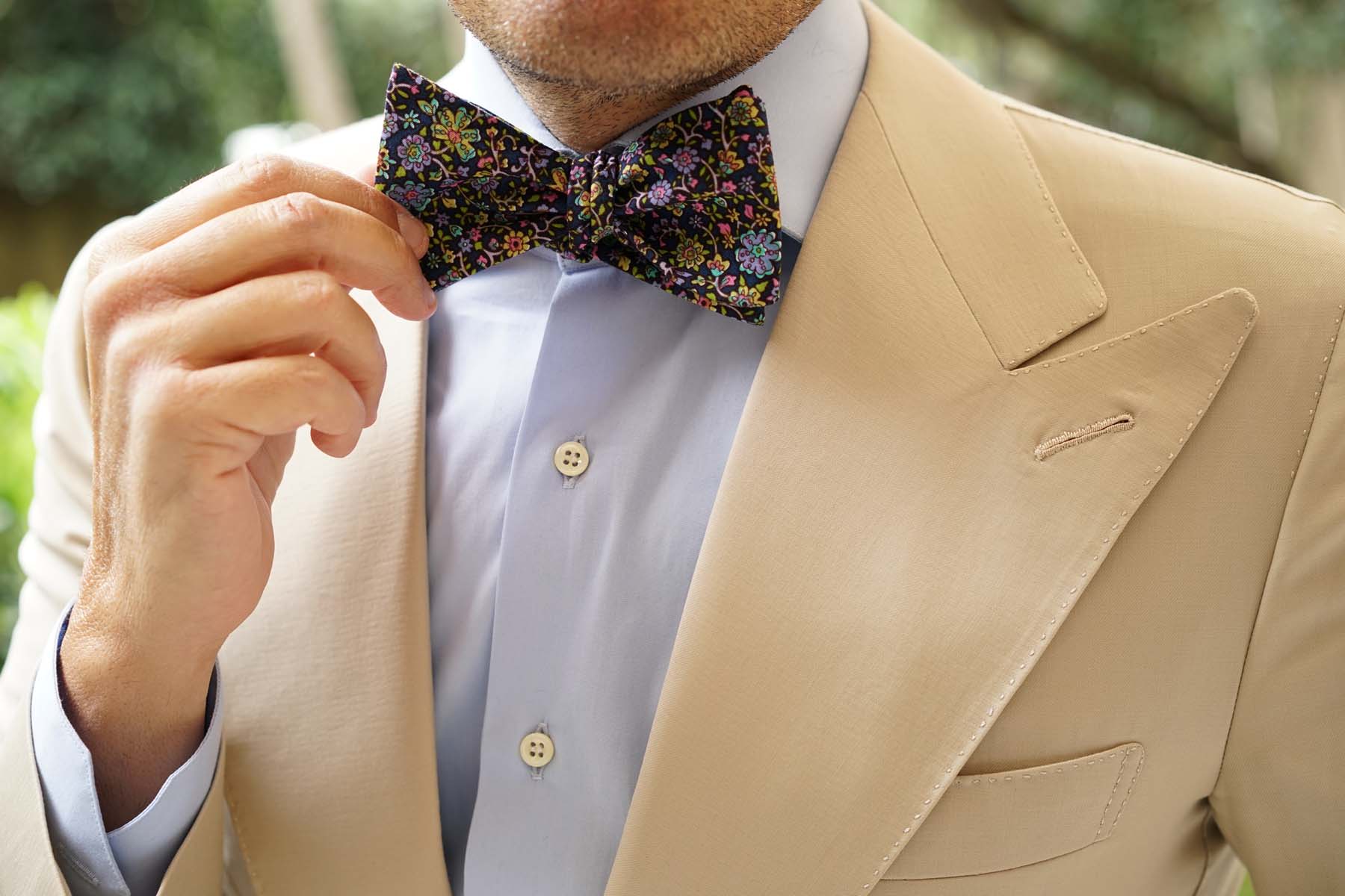 Tomba di Dante Floral Self Bow Tie - Image 7