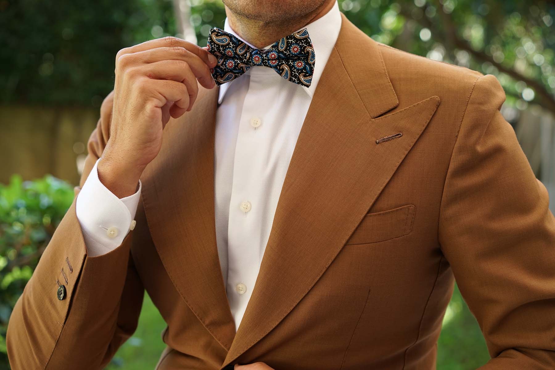 Turkmenistan Paisley Bow Tie - Image 3