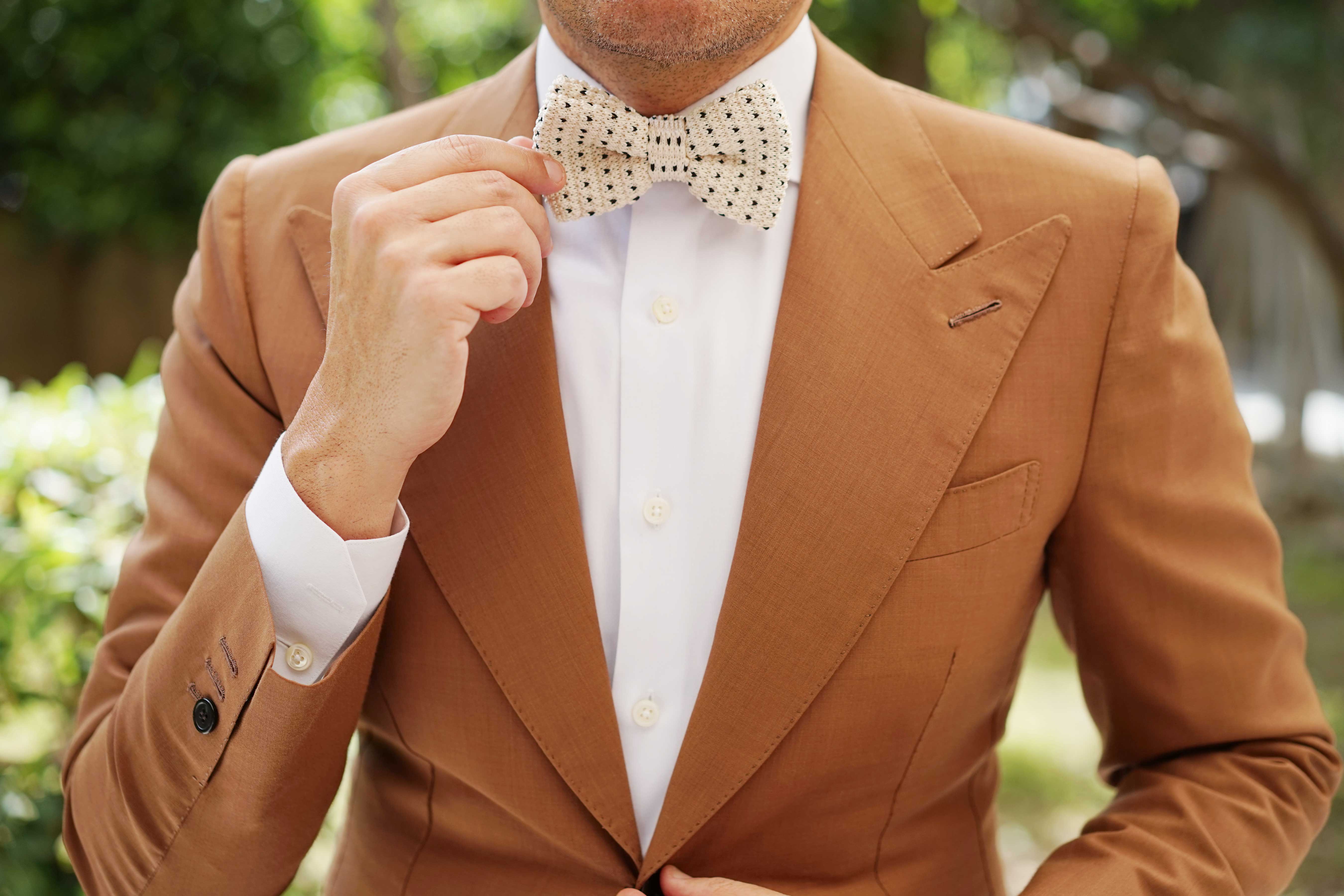 White Jon Snow Knitted Bow Tie - Image 3