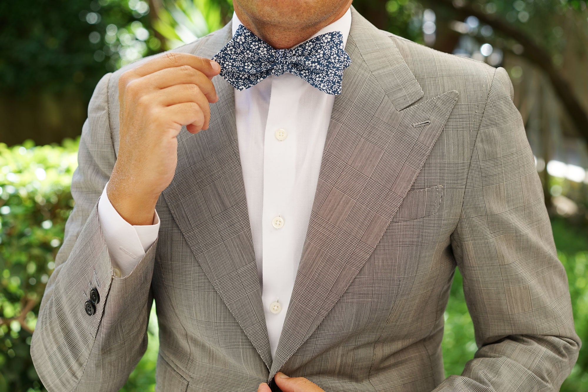 White Orchid Floral Diamond Self Bow Tie - Image 7