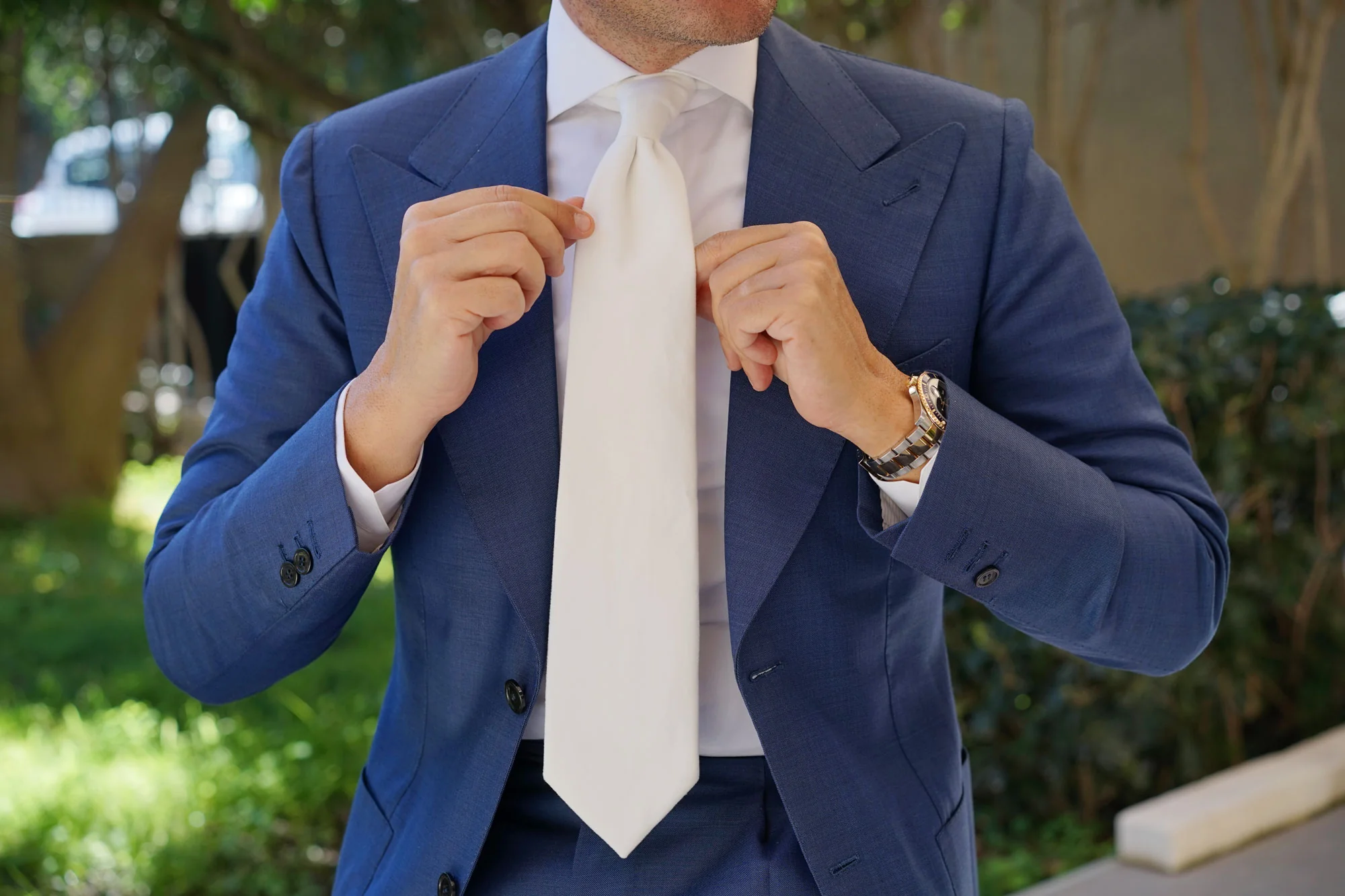 White Velvet Necktie - Image 12