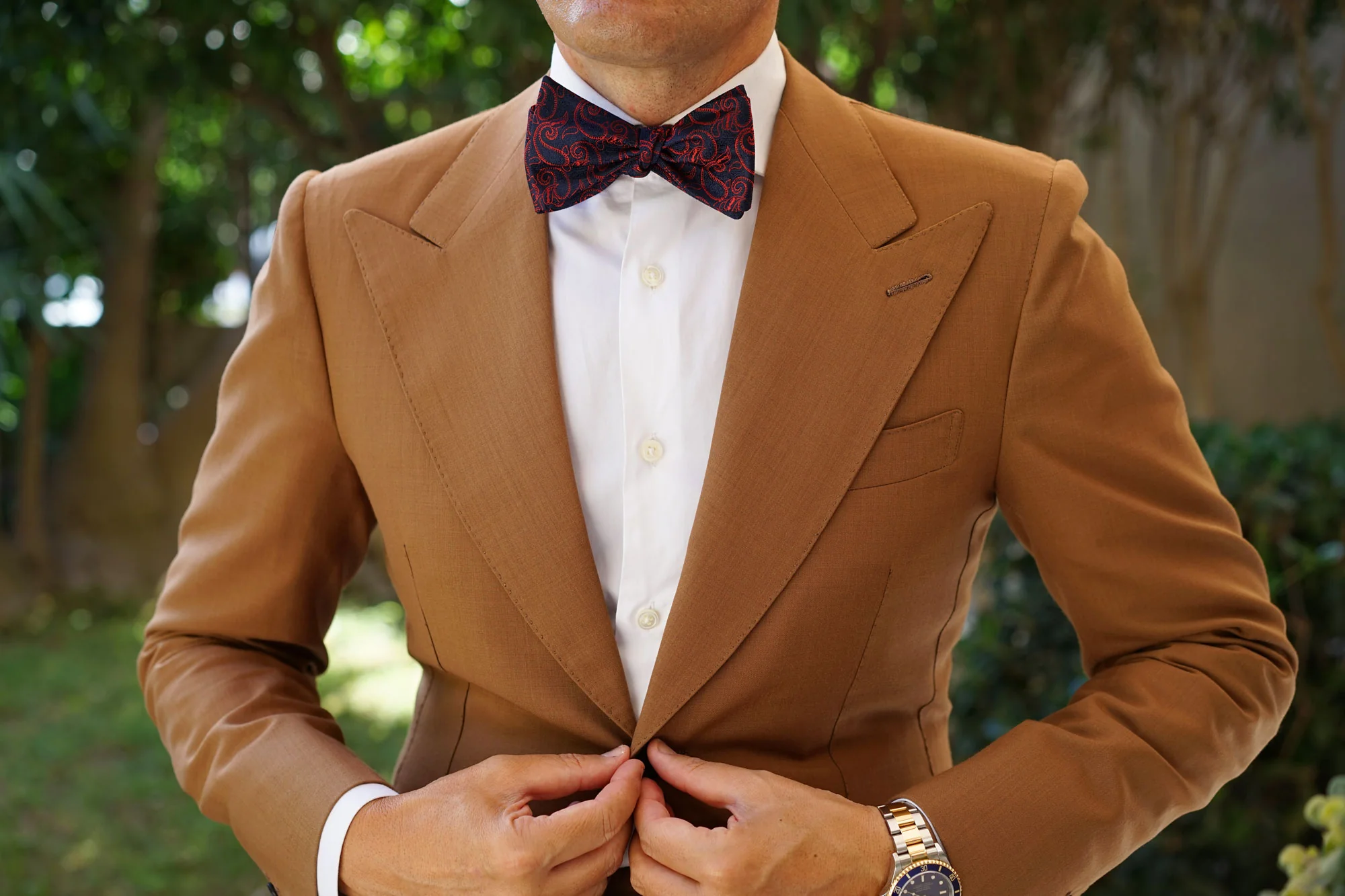 Yazd Red Paisley Self Bow Tie - Image 8