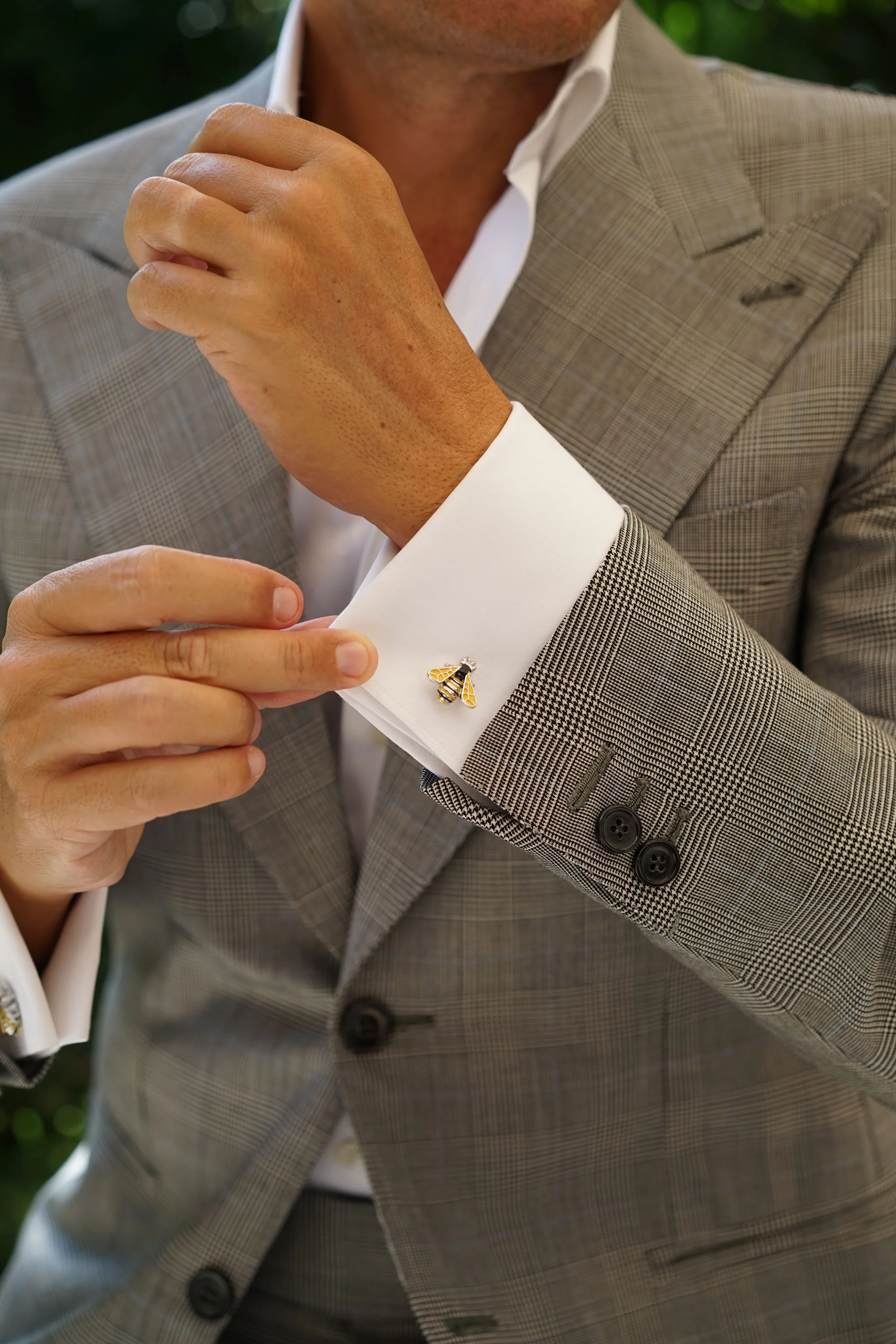 Yellow Bumble Bee Cufflinks - Image 5