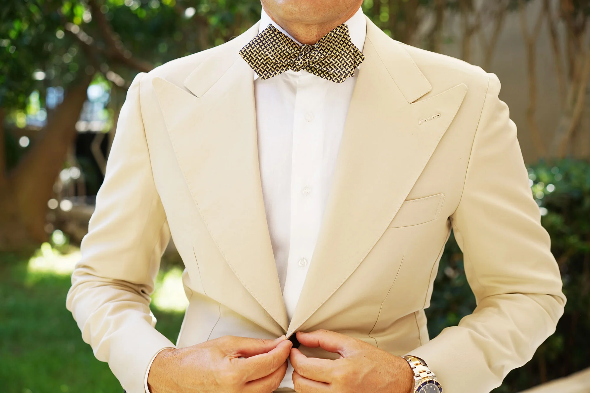 Yellow Houndstooth Diamond Self Bow Tie - Image 4